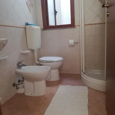 Apartment Affittasi Monolocale *